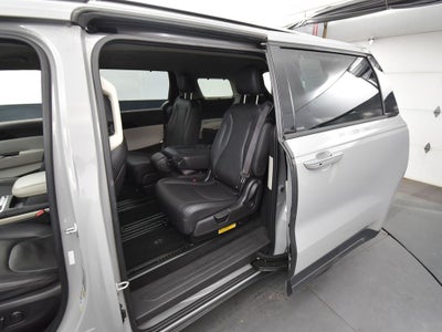 2023 Kia Carnival SX