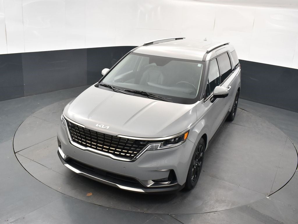 2023 Kia Carnival SX