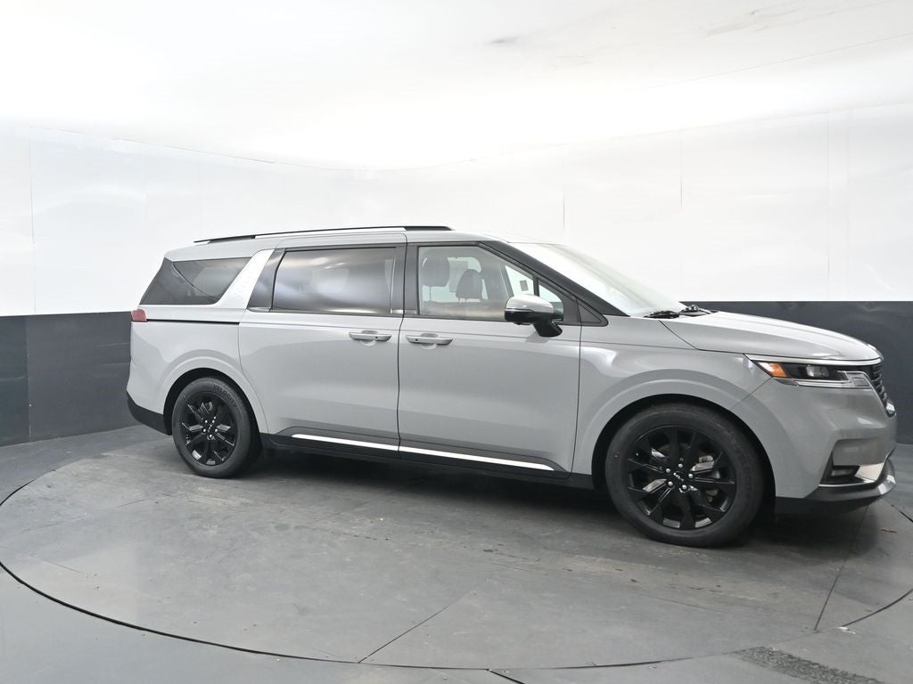 2023 Kia Carnival SX