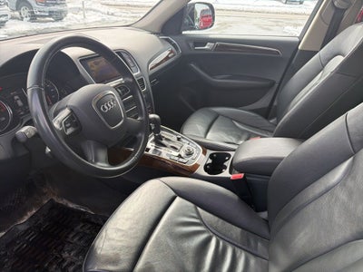 2011 Audi Q5 2.0T Premium quattro