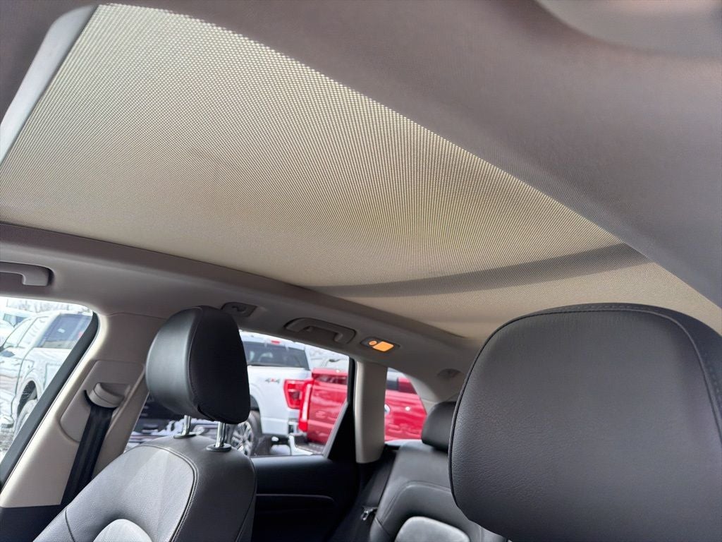 2011 Audi Q5 2.0T Premium quattro