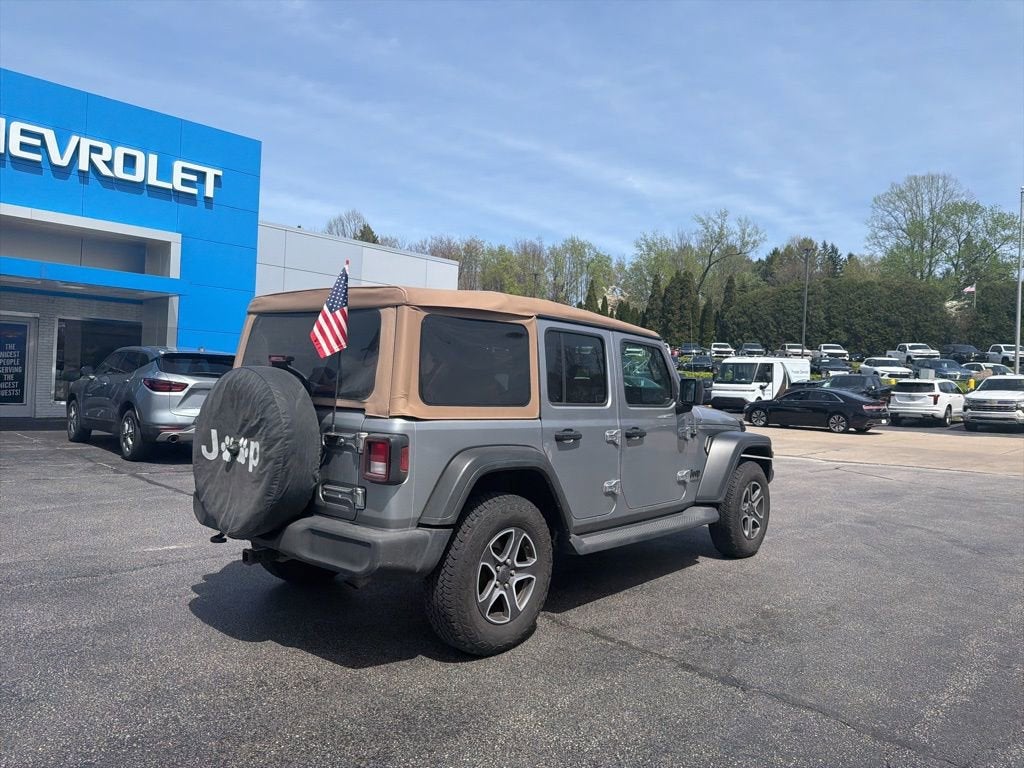 2020 Jeep Wrangler Unlimited Black and Tan