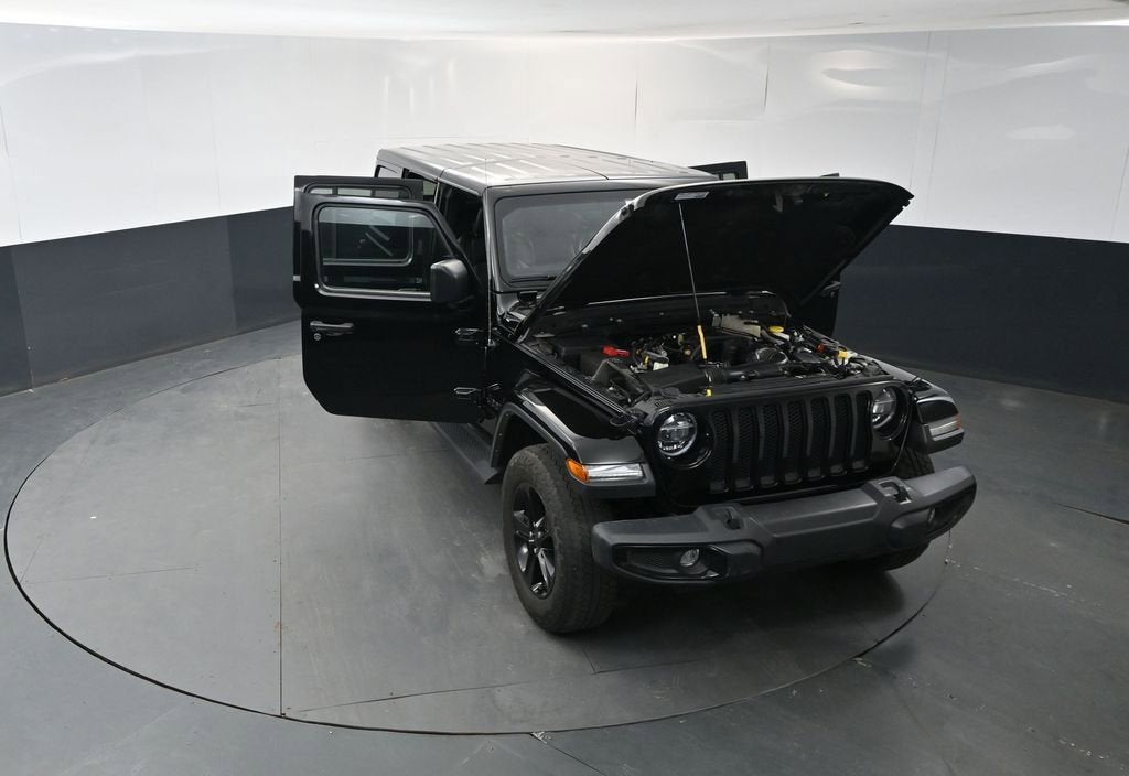 2022 Jeep Wrangler Unlimited Sahara Altitude 4x4