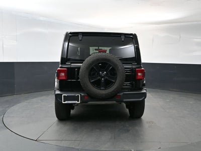 2022 Jeep Wrangler Unlimited Sahara Altitude 4x4