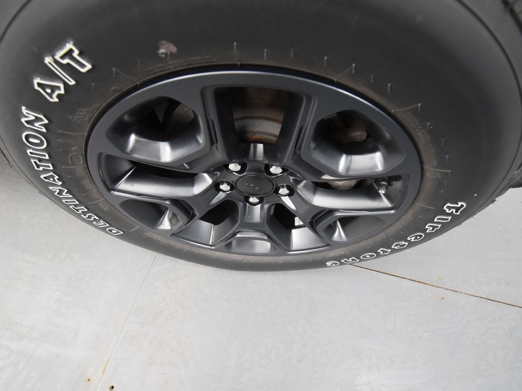 2022 Jeep Cherokee Trailhawk