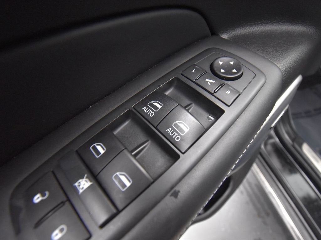 2021 Jeep Grand Cherokee Summit