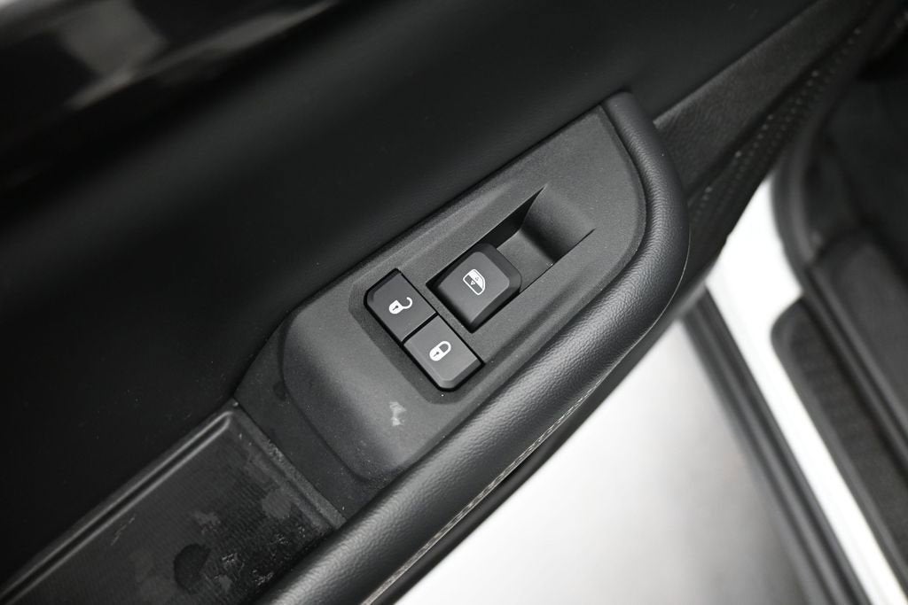 2023 Jeep Grand Cherokee L Laredo 4x4