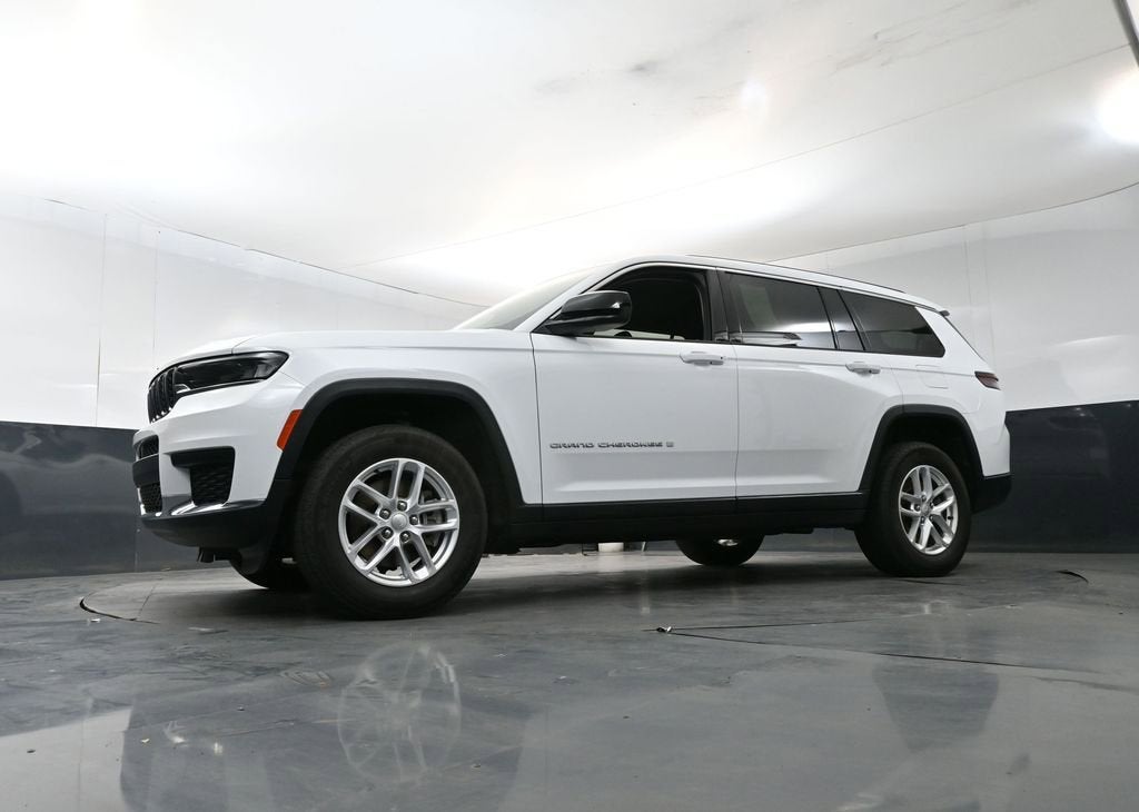 2023 Jeep Grand Cherokee L Laredo 4x4