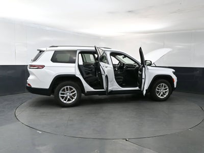 2023 Jeep Grand Cherokee L Laredo 4x4
