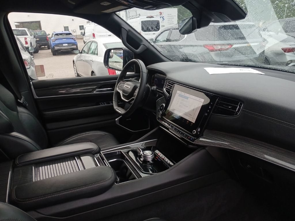 2022 Jeep Wagoneer Series II 4x4