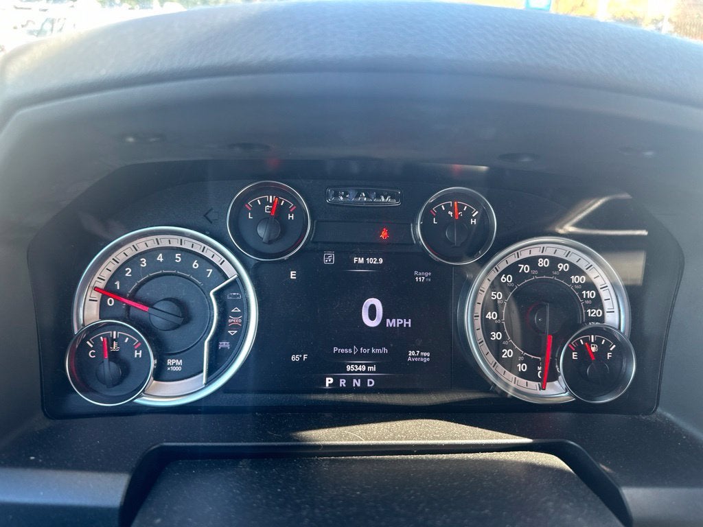 2019 RAM 1500 Classic Big Horn Crew Cab 4x4 5'7" Box