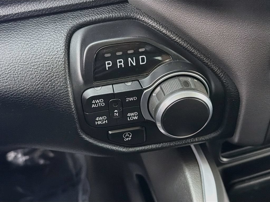 2020 RAM 1500 Big Horn Quad Cab 4x4 6'4" Box