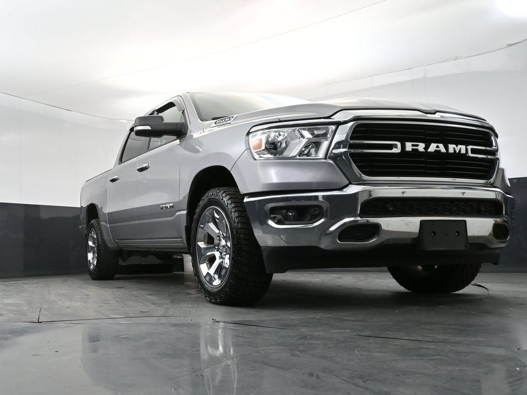 2020 RAM 1500 Big Horn Crew Cab 4x4 5'7" Box