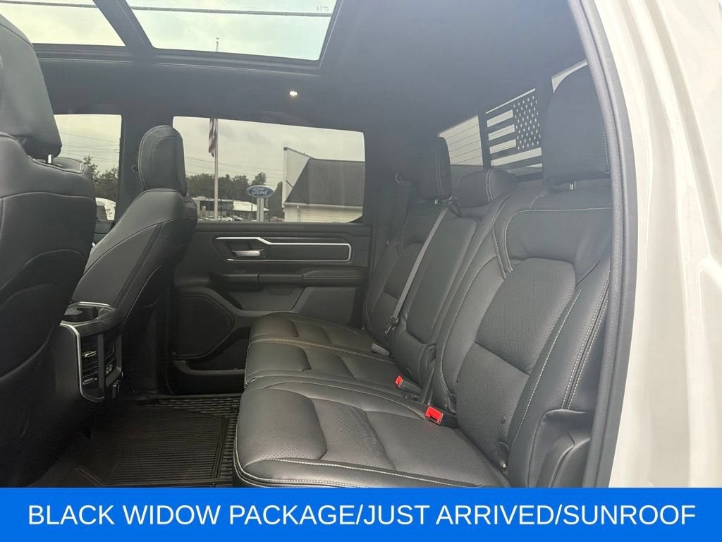 2022 RAM 1500 Big Horn Crew Cab 4x4 5'7" Box