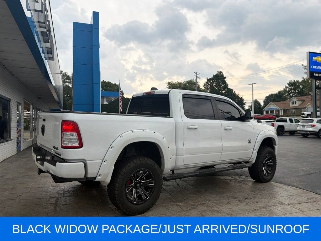 2022 RAM 1500 Big Horn Crew Cab 4x4 5'7" Box