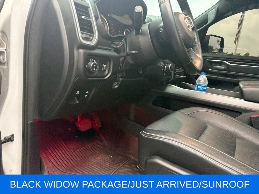 2022 RAM 1500 Big Horn Crew Cab 4x4 5'7" Box