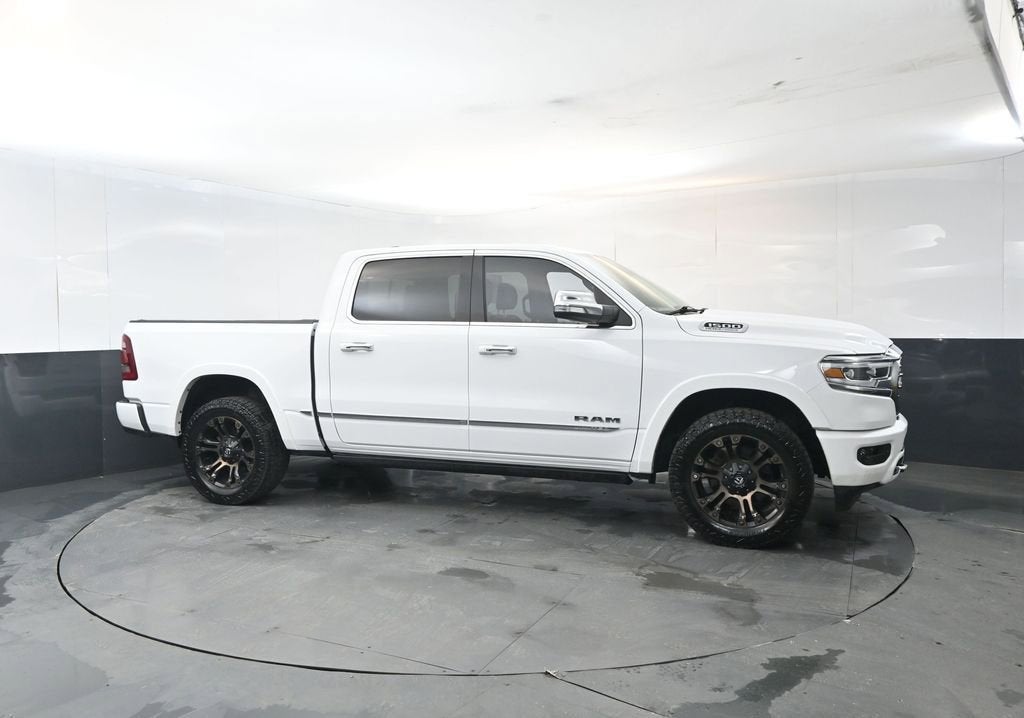 2022 RAM 1500 Limited Crew Cab 4x4 5'7" Box