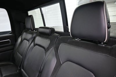 2019 RAM 1500 Laramie Crew Cab 4x4 6'4" Box