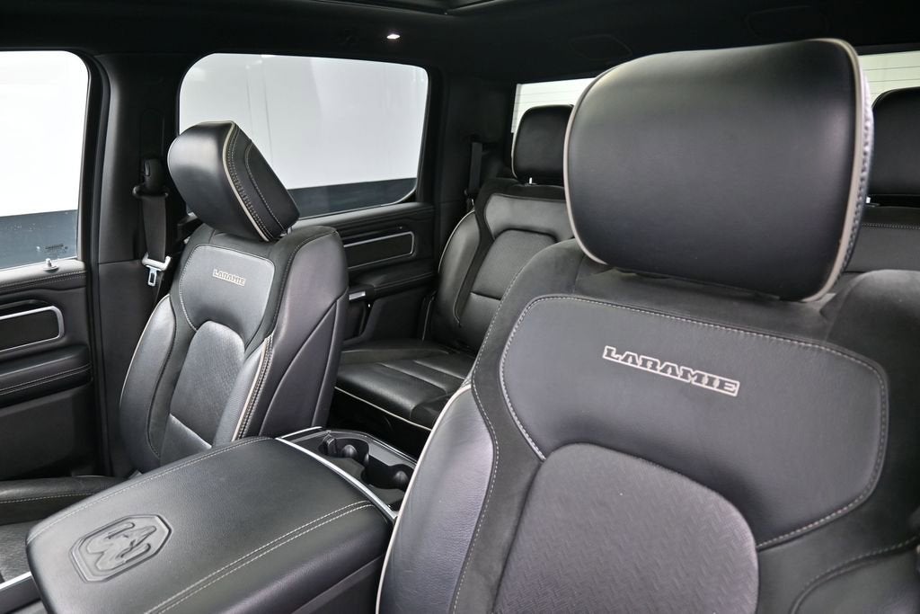 2019 RAM 1500 Laramie Crew Cab 4x4 6'4" Box
