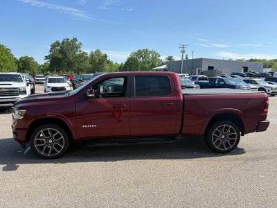 2019 RAM 1500 Laramie Crew Cab 4x4 6'4" Box