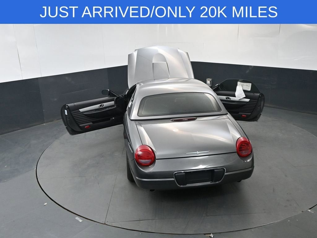 2003 Ford Thunderbird Deluxe