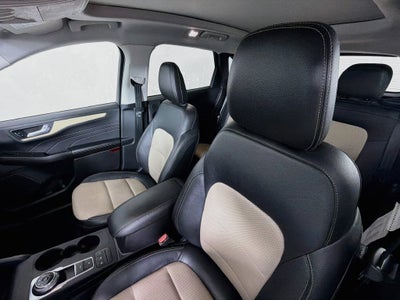 2022 Ford Escape Titanium Hybrid