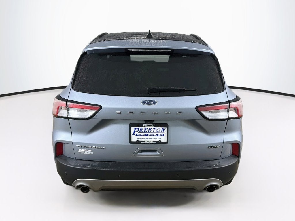 2022 Ford Escape Titanium Hybrid