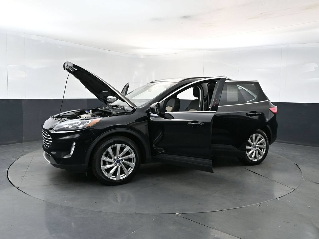 2022 Ford Escape Titanium