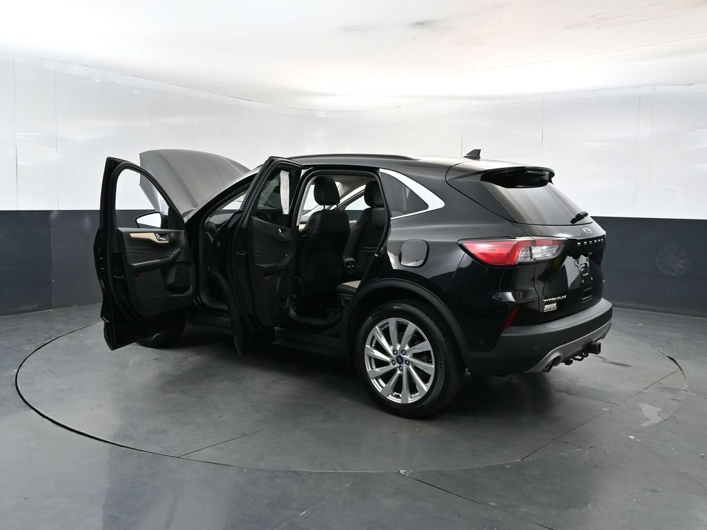 2022 Ford Escape Titanium