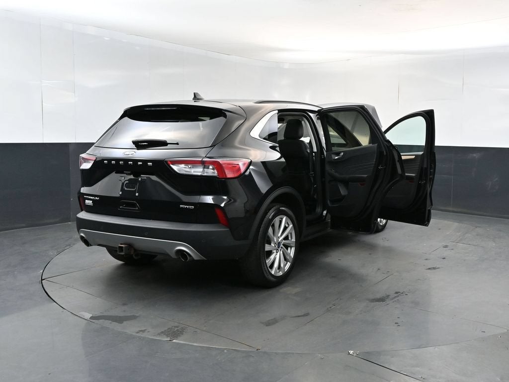 2022 Ford Escape Titanium