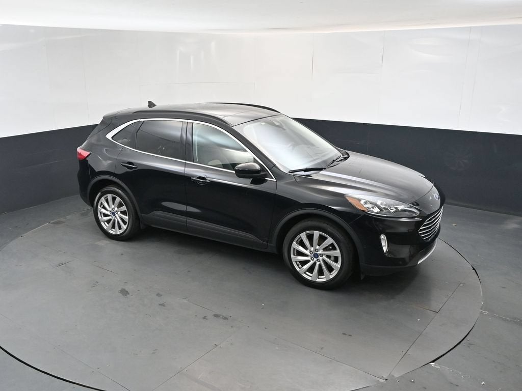 2022 Ford Escape Titanium