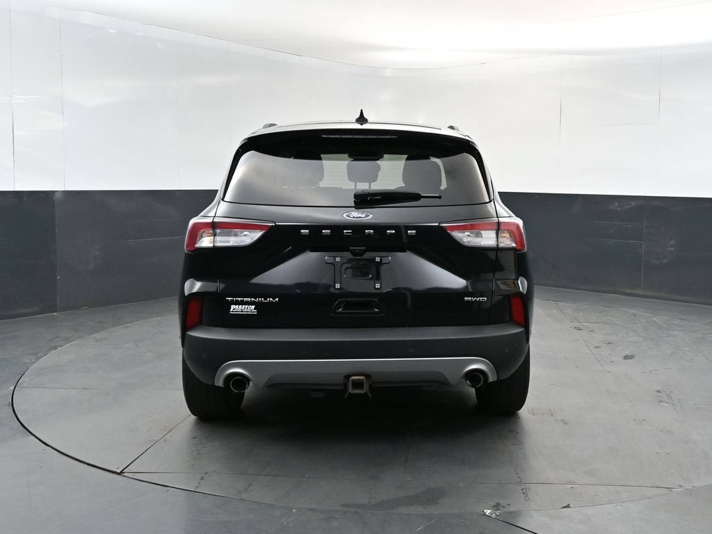 2022 Ford Escape Titanium