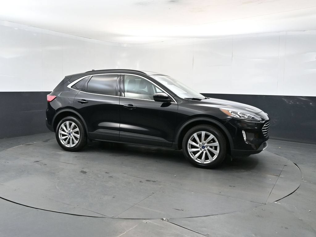 2022 Ford Escape Titanium