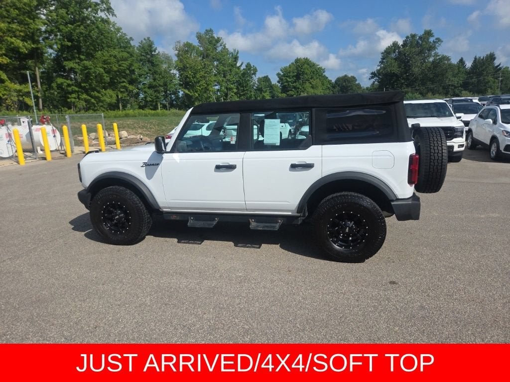 2022 Ford Bronco Base