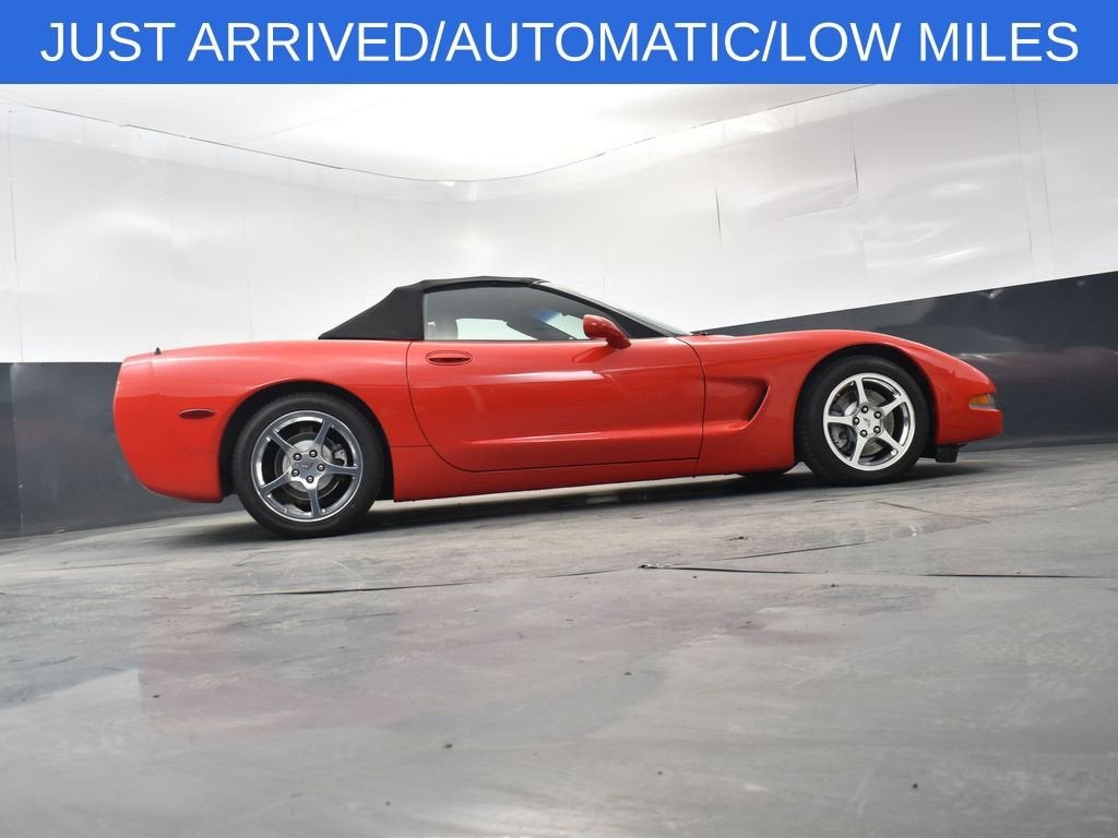 2004 Chevrolet Corvette Base