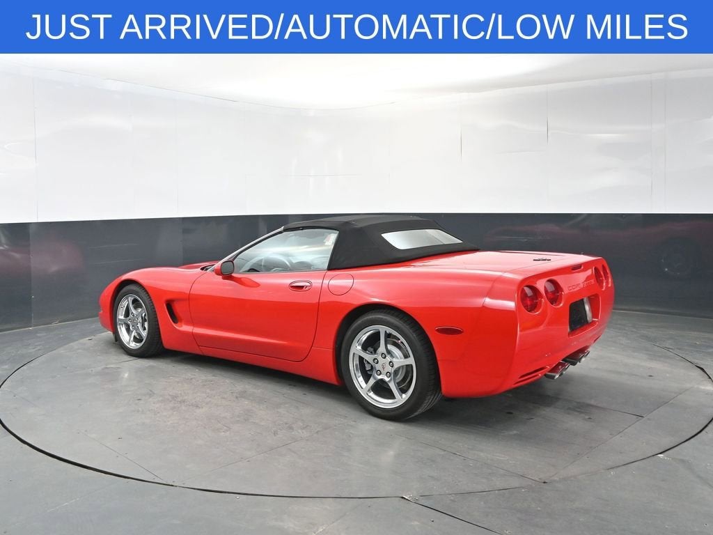 2004 Chevrolet Corvette Base