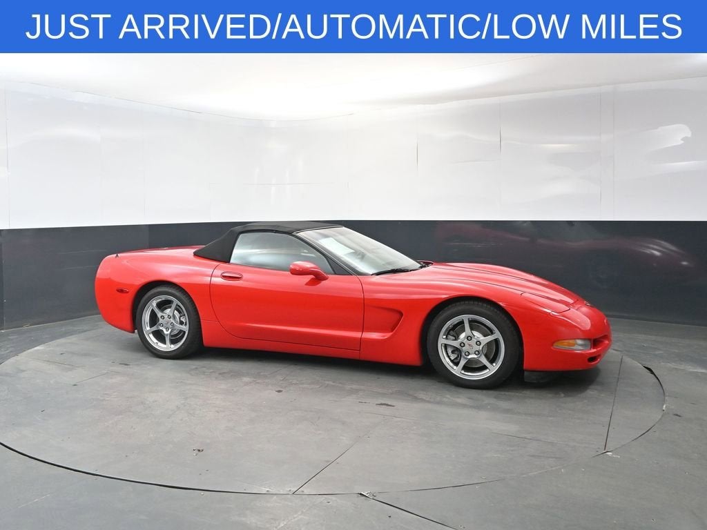 2004 Chevrolet Corvette Base