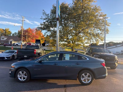 2025 Chevrolet Malibu LS