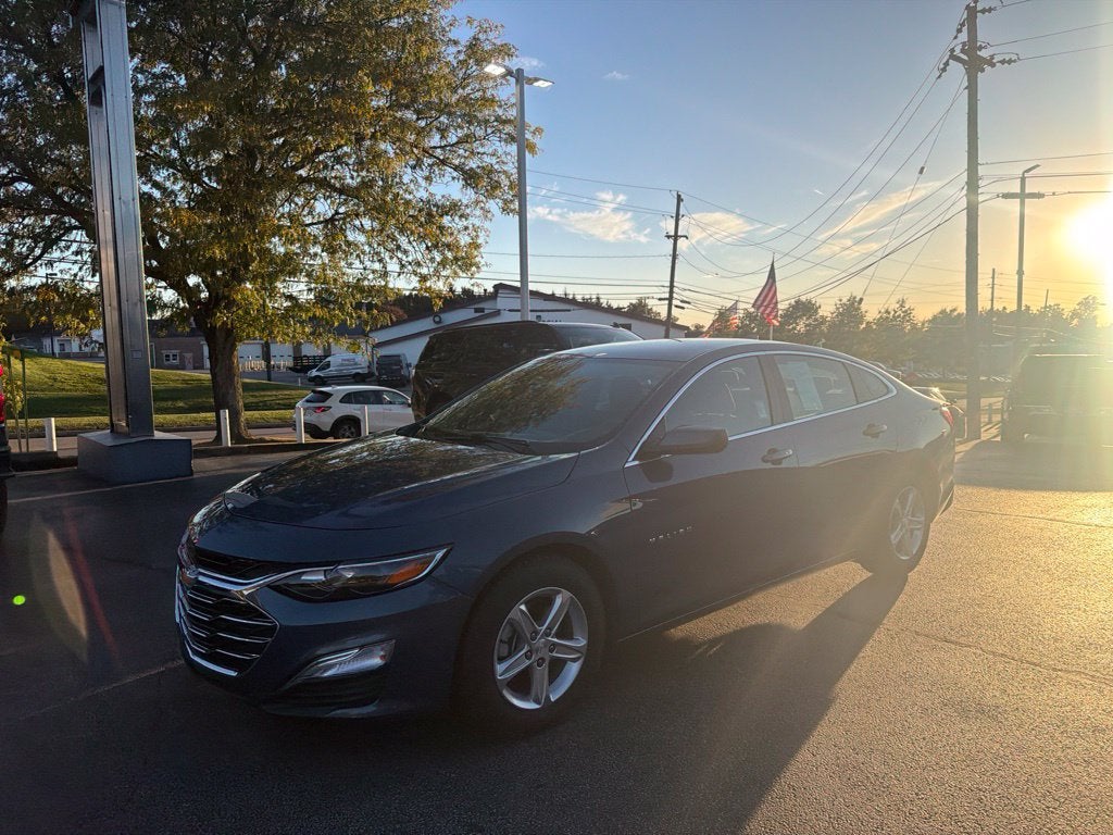 2025 Chevrolet Malibu LS