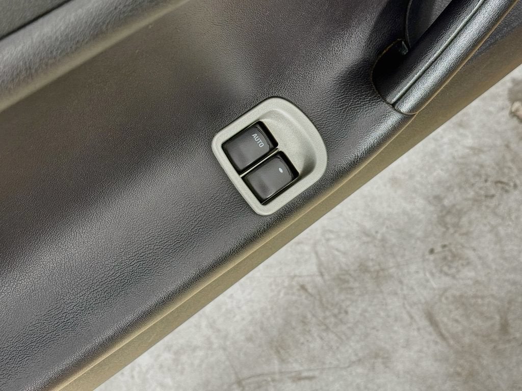 2007 Pontiac Solstice Base