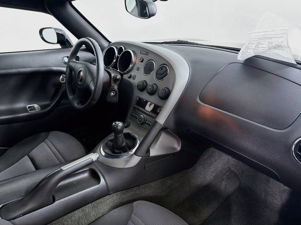 2007 Pontiac Solstice Base