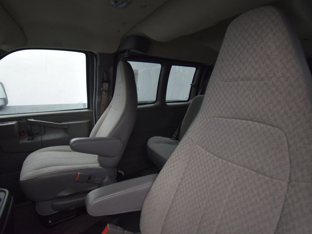 2019 Chevrolet Express Passenger 3500 LT