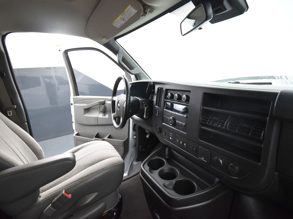 2019 Chevrolet Express Passenger 3500 LT
