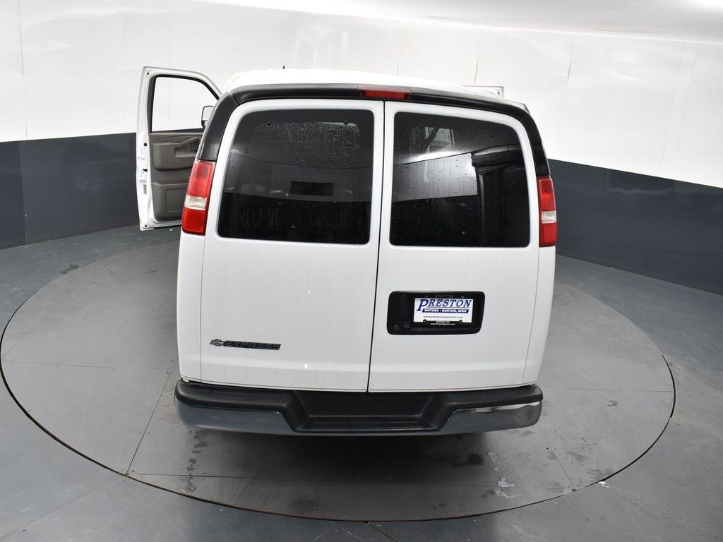 2019 Chevrolet Express Passenger 3500 LT