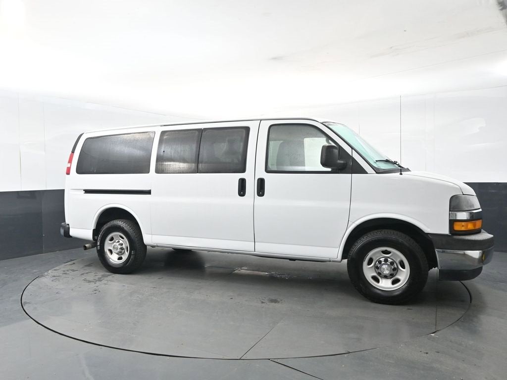 2019 Chevrolet Express Passenger 3500 LT