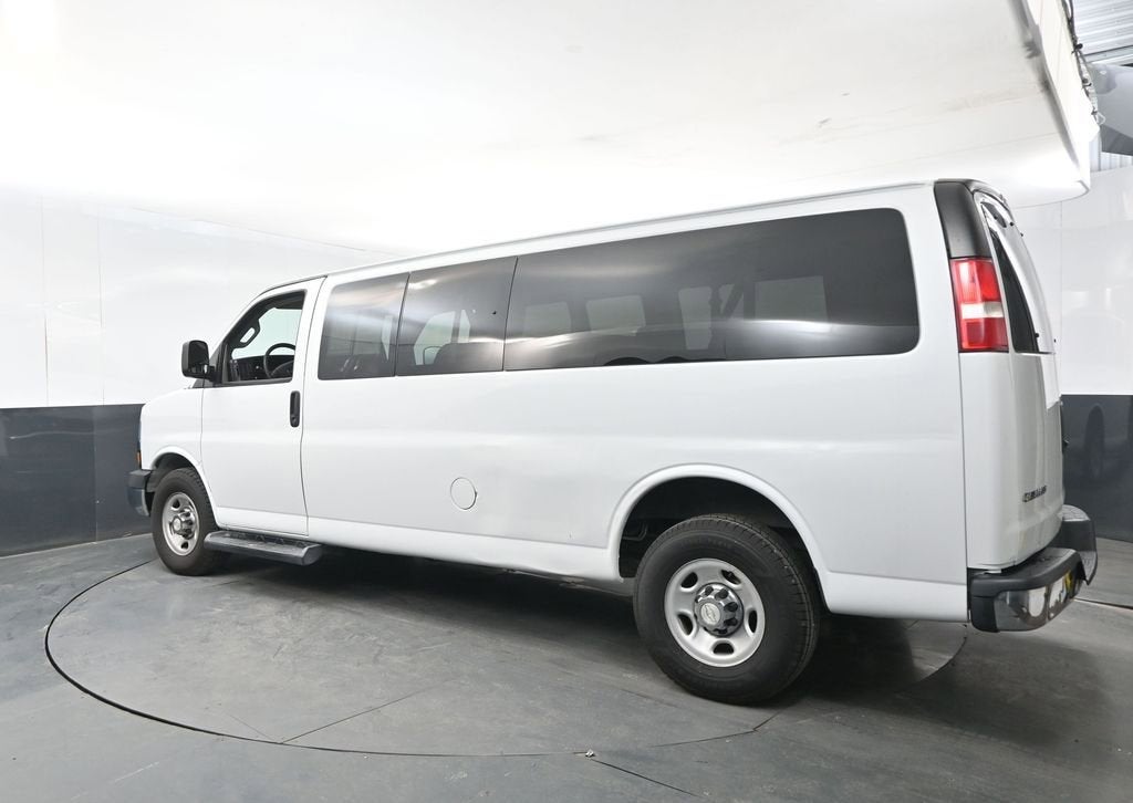 2019 Chevrolet Express Passenger 3500 LT