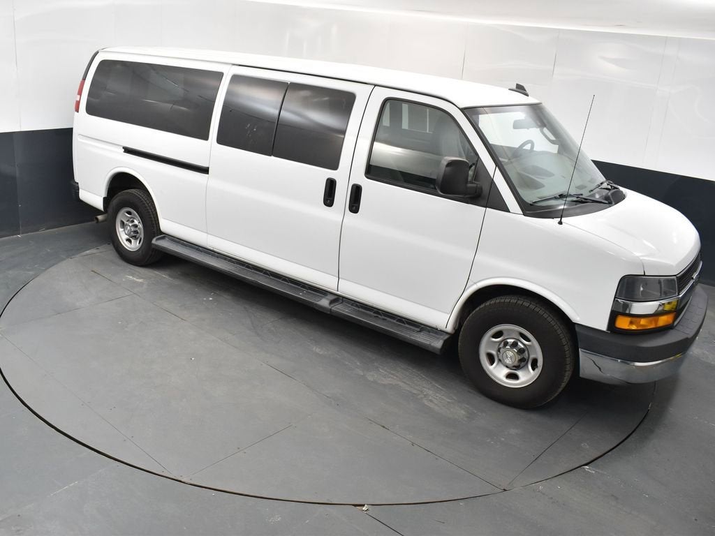 2019 Chevrolet Express Passenger 3500 LT