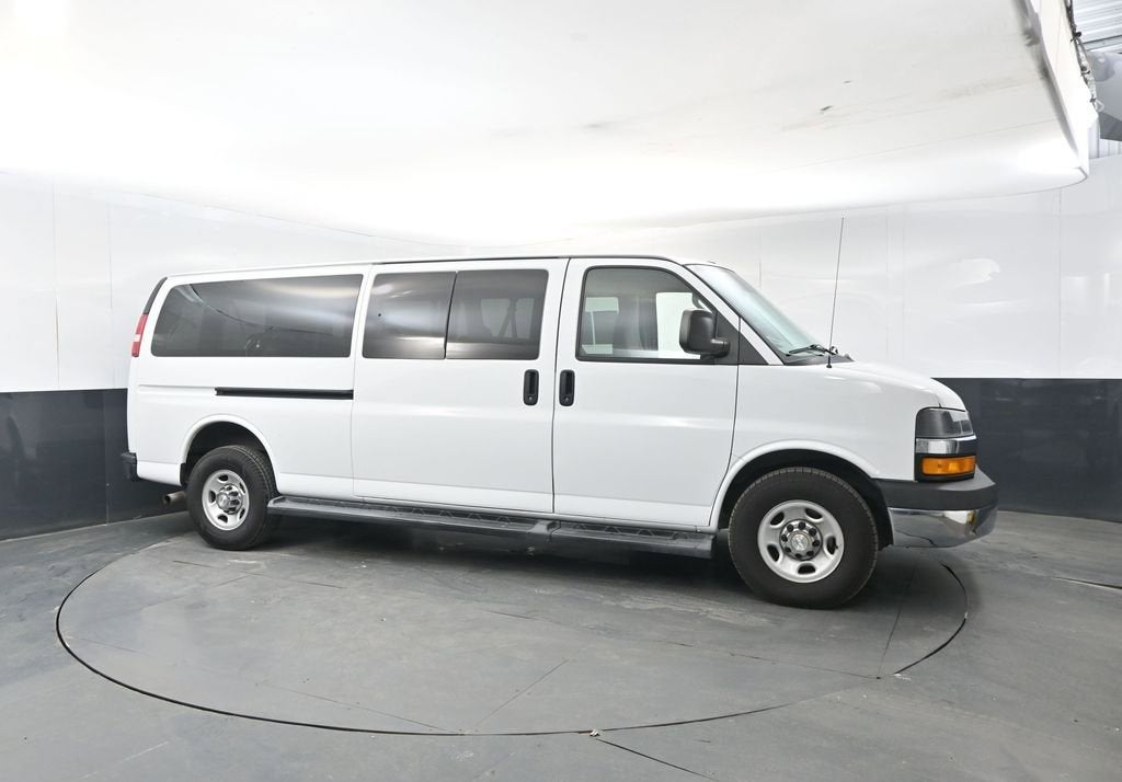 2019 Chevrolet Express Passenger 3500 LT
