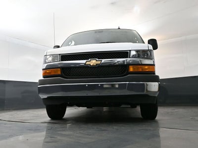 2025 Chevrolet Express Passenger 1LT
