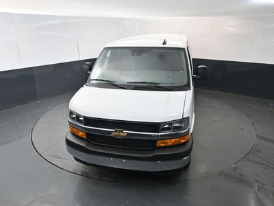 2025 Chevrolet Express Passenger 1LT